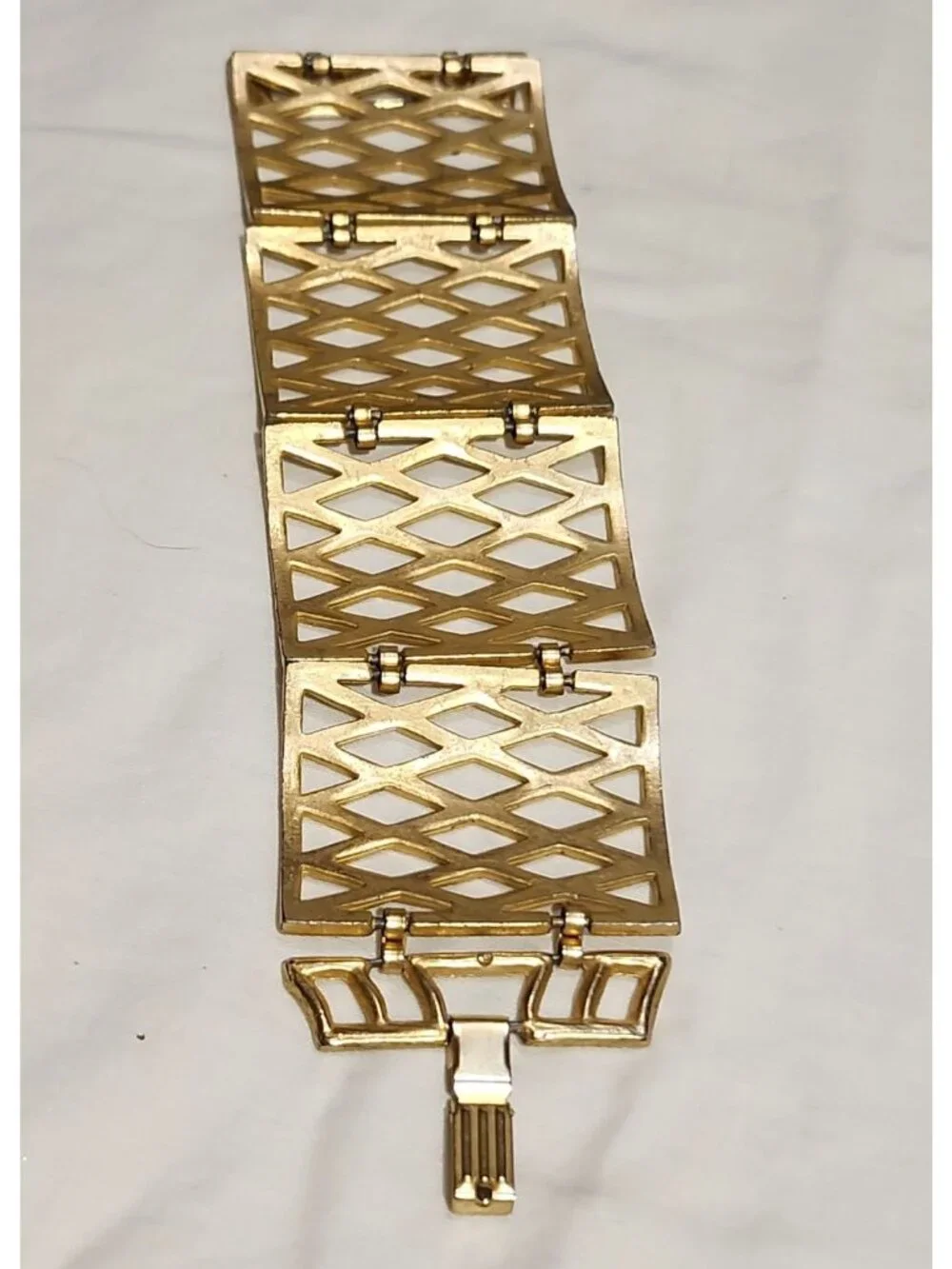 Vintage Gold-Tone Wide Link Bracelet Lattice Design